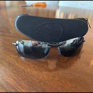Brand: Maui Jim         Color: Brand